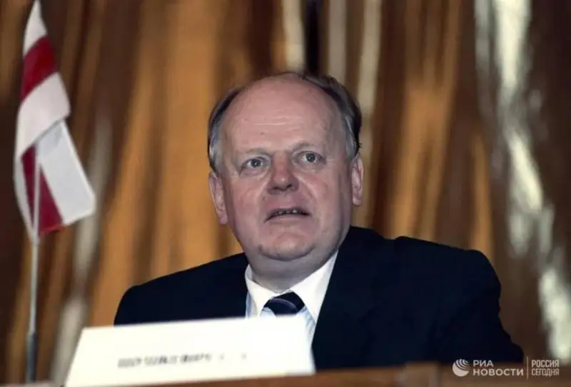 СССРнинг тарқалиши ҳақидаги ҳужжатга имзо чеккан шахслардан бири вафот этди