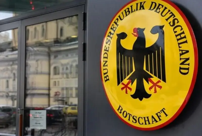 Киевда Германия элчихонаси қайта очилади