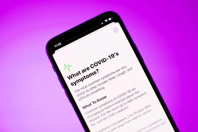 Apple ва Google COVID-19 беморларини кузатадиган илова ишга туширди
