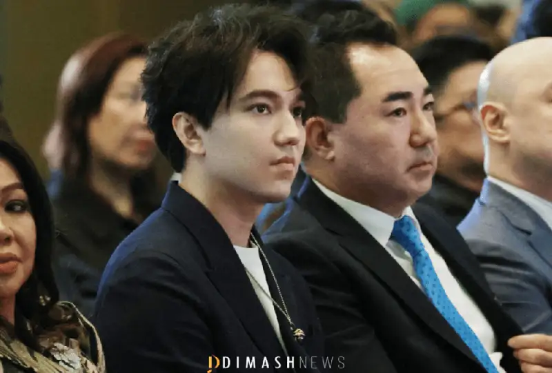 马来西亚城市大学授予迪玛希艺术成就勋章