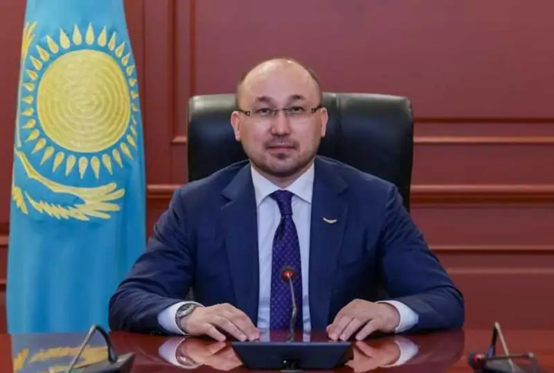 Даурен Абаев МДҲ Бош котиби ўринбосари этиб тайинланди