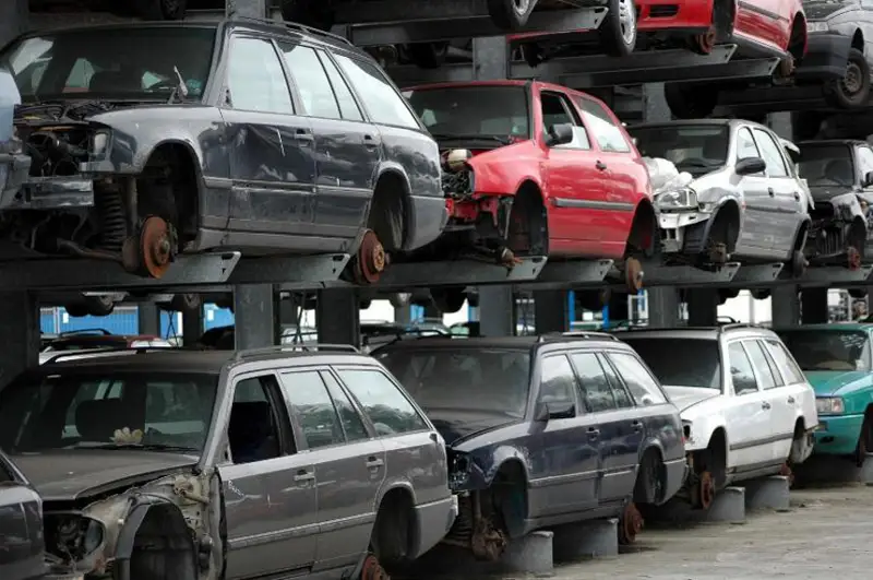 Готовы сесть за стол переговоров - глава Минэкологии о предложении по отмене утильсбора