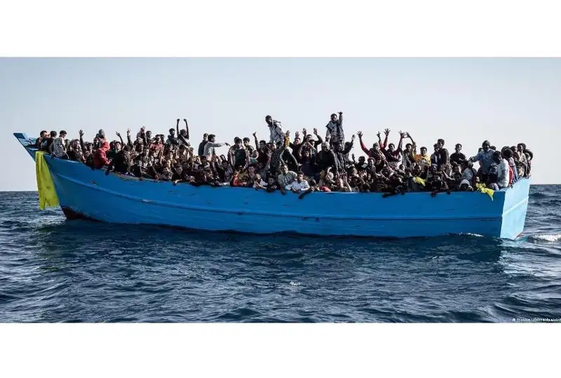 Германия кемалари Ўртаер денгизида 700 дан ортиқ муҳожирни қутқариб қолди