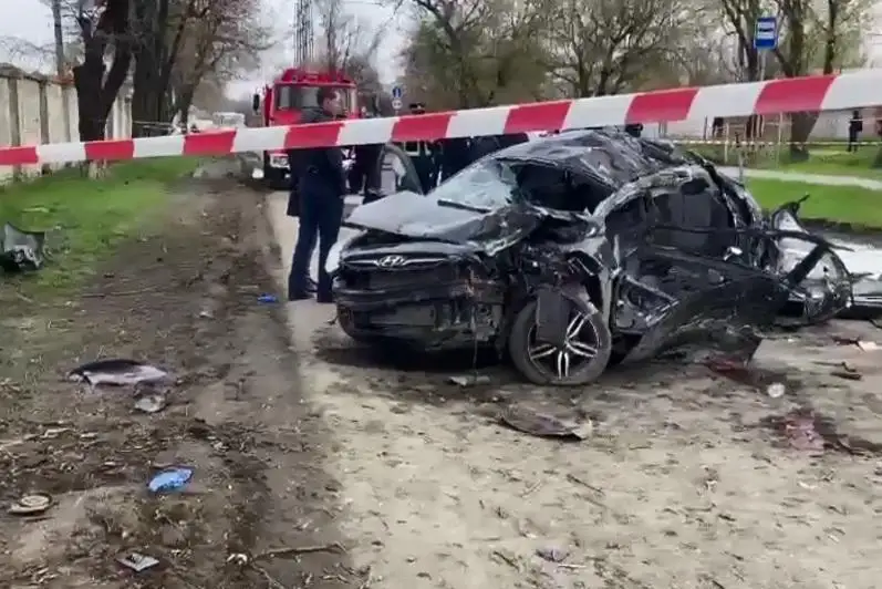 Россиянинг Ростов вилоятида содир бўлган аварияда беш киши ҳалок бўлди