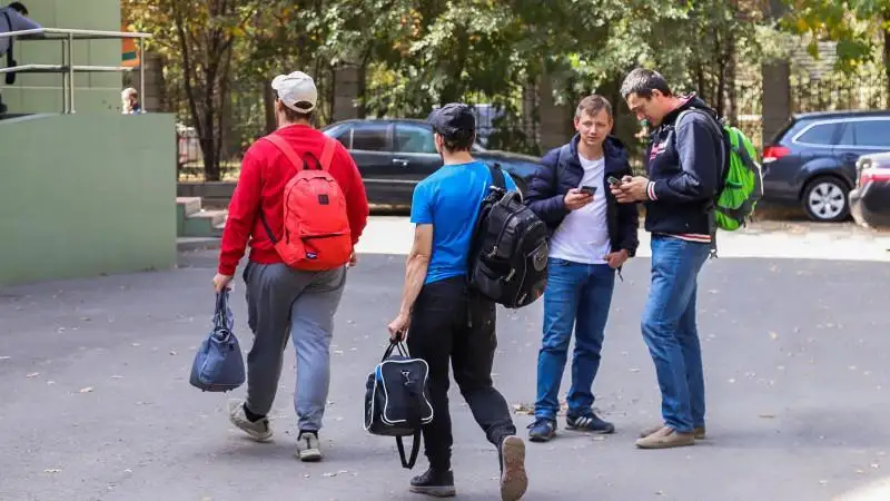 رەسەيلىكتەر قانداي جاعدايدا ەلدەن شىعارىلۋى مۇمكىن؟