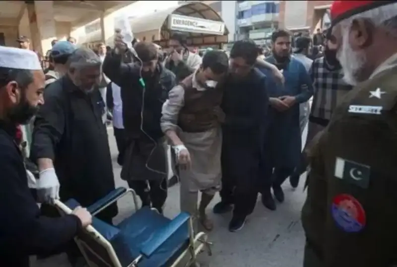 Покистондаги портлашда ҳалок бўлганлар сони 32 кишига етди