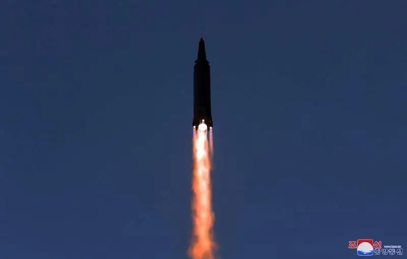 Токио Шимолий Кореяни Япон денгизига яна ракета учирди деб айбламоқда