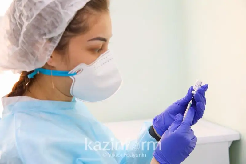 Третью дозу вакцины от КВИ получили 79 695 жителей Павлодарской области