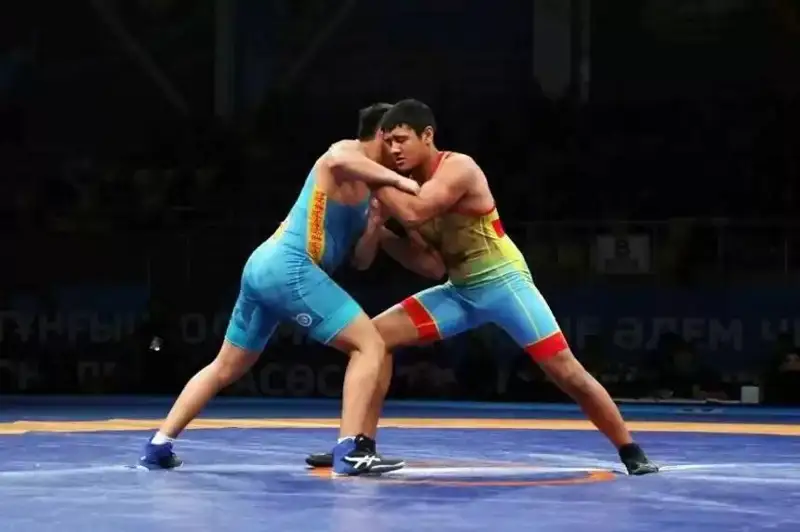 Осиё чемпионатида ғолибликни қўлга киритган курашчиларнинг мураббийларига ҳам пул мукофотлари топширилади