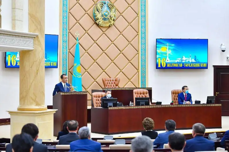 Сенатда Мустақиллик байрамига бағишланган тантанали йиғилиш бўлиб ўтди