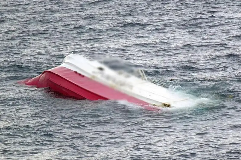 Шарқий Хитой денгизида кемалар тўқнашиб, тўққиз киши бедарак йўқолган
