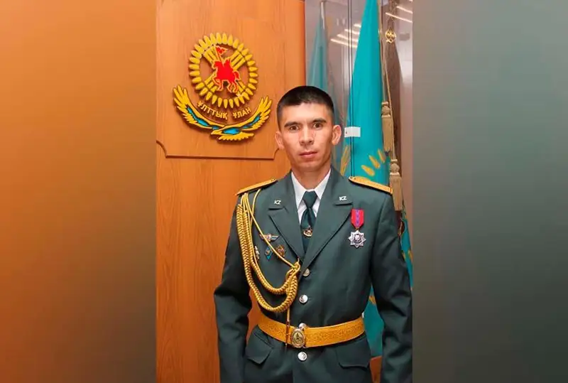 Январ воқеаларида яраланган аскар орден билан тақдирланди