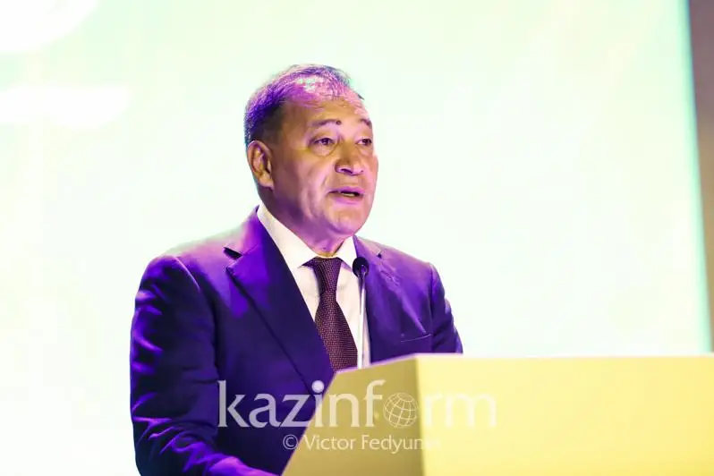 الەم بالالار ادەبيەتىنەن قانداي شەتەلدىك قالامگەرلەردىڭ شىعارمالارى قازاق تىلىندە جارىق كوردى