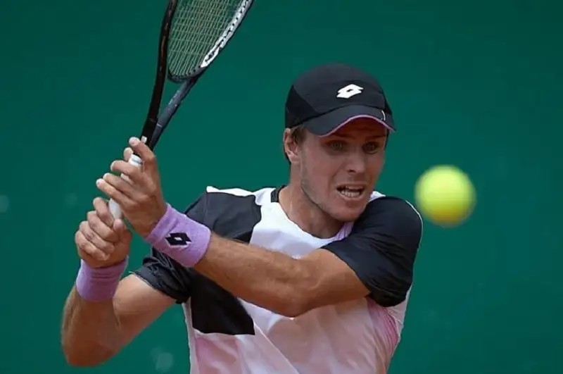 Казахстанец завершил выступления на теннисном турнире в Чехии