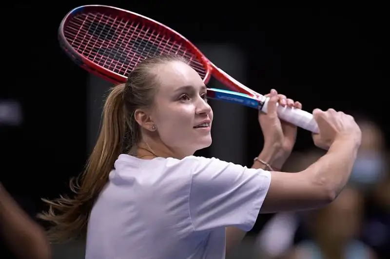 Елена Рибакина «Олтин одам» мукофоти лауреати бўлди