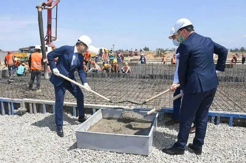 Коронавирус: Алматида янги модулли шифохона қурилиши бошланди