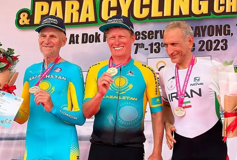 50+ ёш тоифасида Александр Винокуров олтин медални қўлга киритди