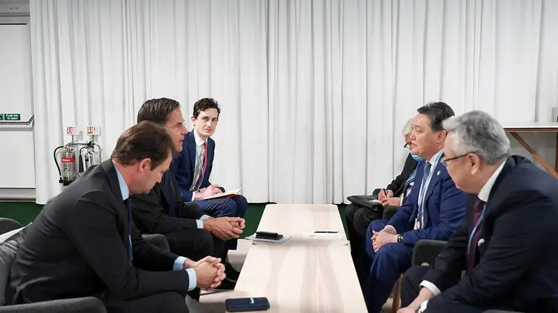 政府总理马明会见多国领导人