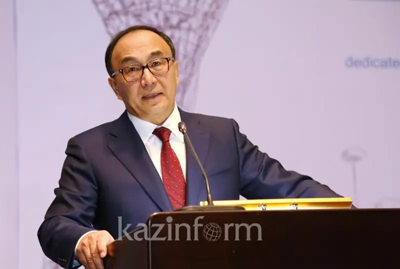 Столичный маслихат выдвинул Ерлана Сыдыкова кандидатом в депутаты Сената