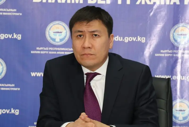 Қирғизистон таълим вазири 37,5 минг доллар порани қайтариб берди