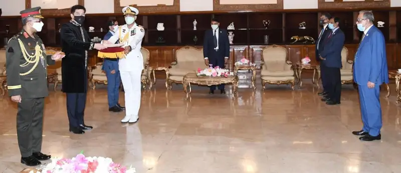 哈萨克斯坦大使向孟加拉国总统递交国书