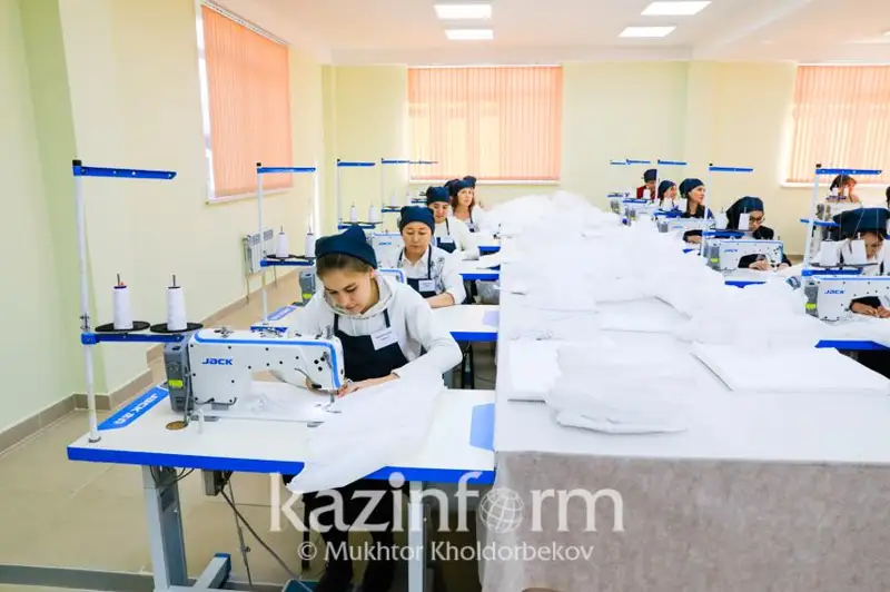 ءتورت كۇندىك جۇمىس اپتاسىنا كەزەڭ- كەزەڭىمەن كوشەمىز - كوميتەت