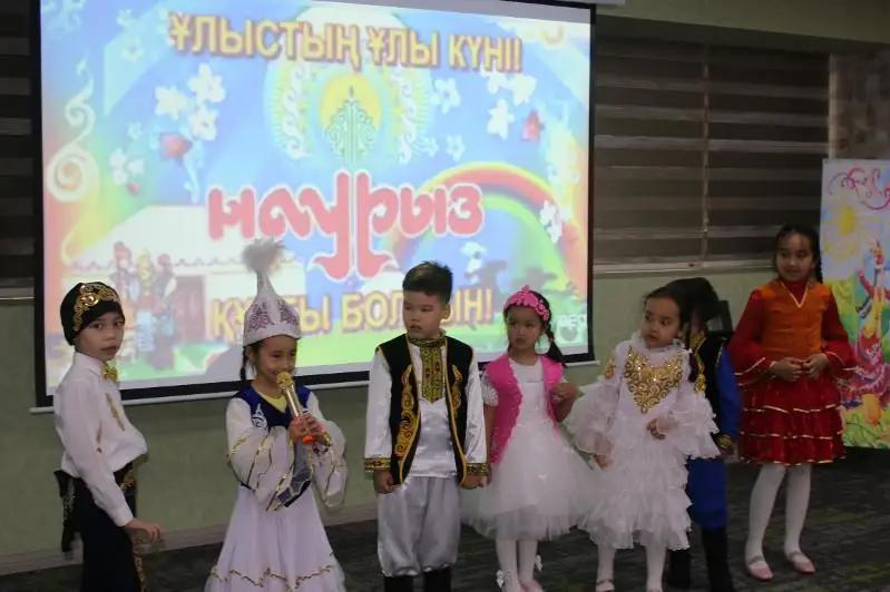 Пекин ва Шанхайда Наврўз байрами нишонланди