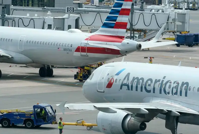 American Airlines reısiniń segiz jolaýshysy jaraqat aldy