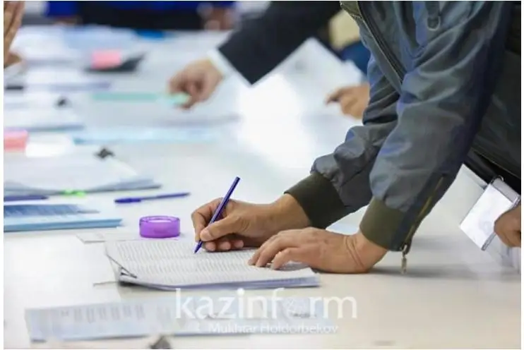 ءار جەڭىمپازعا - 5 ميلليون تەڭگە: «ايبوز» ۇلتتىق ادەبي سىيلىعىنا ءوتىنىم قابىلداۋ جالعاسىپ جاتىر