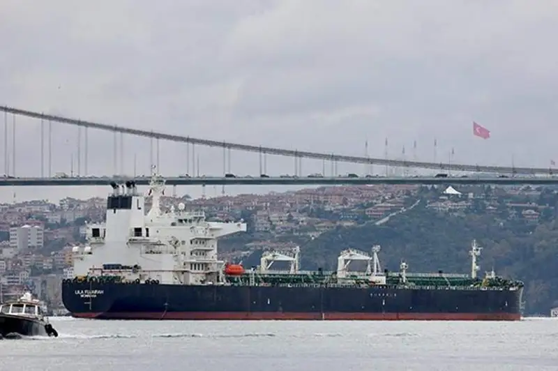 Túrkııada qamalǵan qazaqstandyq munaı tankerleriniń máselesi qashan sheshiledi