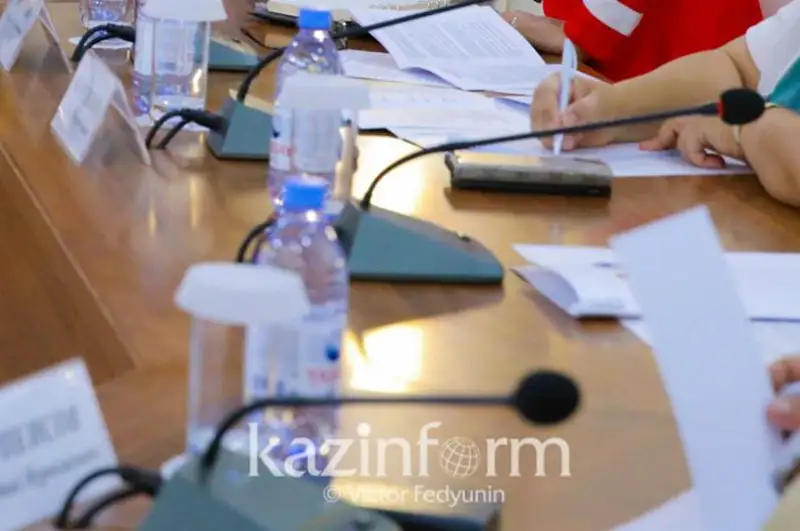 Қозоғистон матбуот котиблари АҚШ тузилмаларида малака оширади