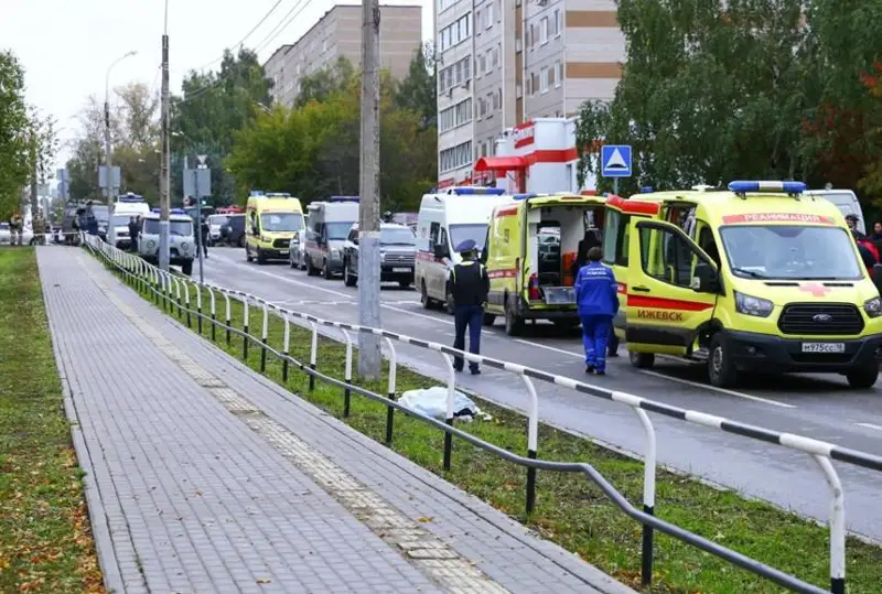 Ижевскдаги мактаб отишмаси қурбонлари сони 17 кишига етди