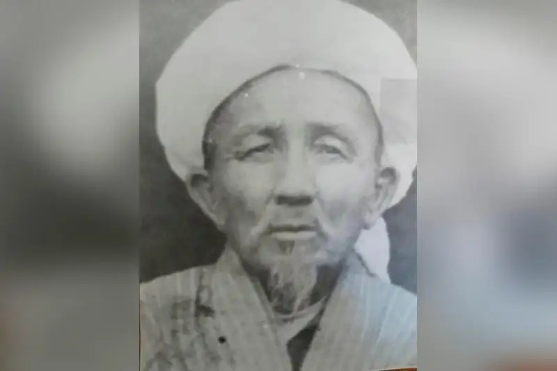 «Ўт-ўланлар томирини еб жон сақлаган» – ўз юртидан кетишга мажбур бўлган даниялик қозоқлар ҳикояси