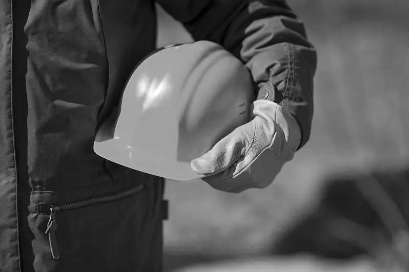 بريتانيادا جۇمىس بار، الايدا جۇمىسشى جوق