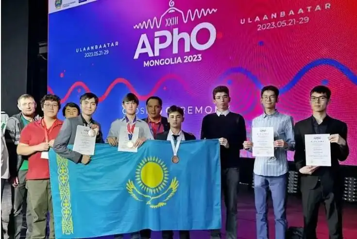 فيزيكادان ازيا وليمپياداسىندا قازاقستان وقۋشىلارى ۇزدىك ناتيجە كورسەتتى