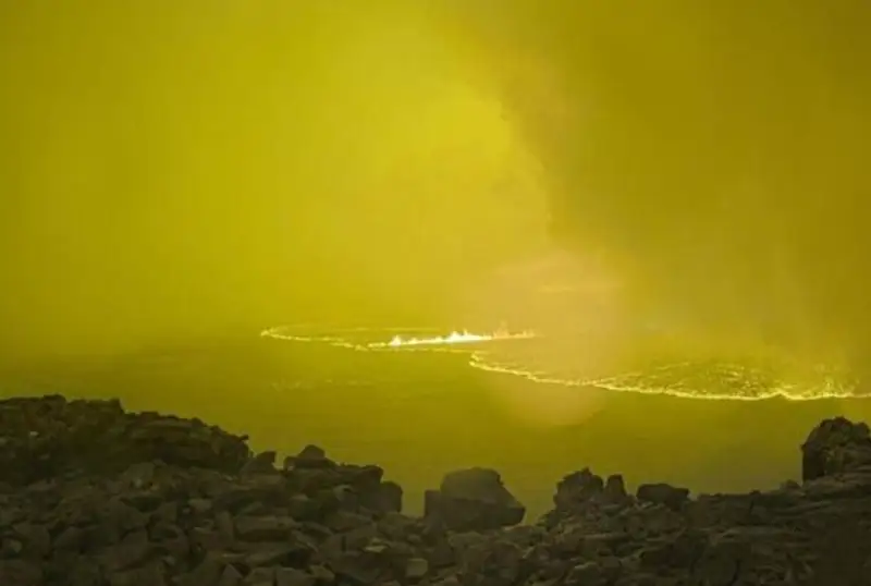 Гавайи оролларида дунёдаги энг катта вулқон Мауна Лоа отилди