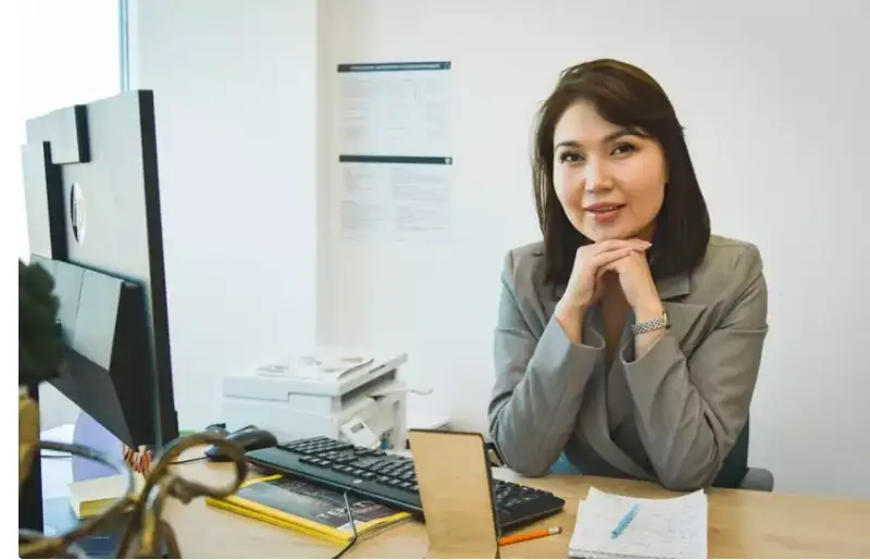 زەرتتەۋ: قازاقستاندا بالا تاربيەسىمەن كوبىنە كىمدەر اينالىساتىنى بەلگىلى بولدى