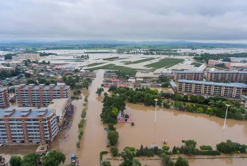 Хитой шимоли-шарқидаги сув тошқинлари оқибатида 14 киши ҳалок бўлди