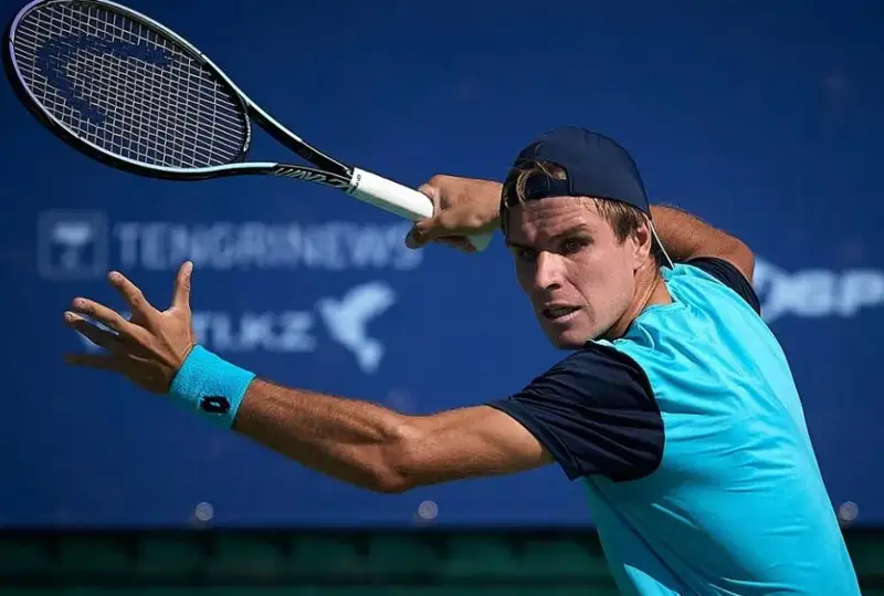 Теннисист Дмитрий Попко пробился в четвертьфинал домашнего Челленджера