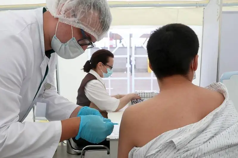 «Спутник V» билан қайта эмланганларнинг барчасида «Омикрон» штаммига антитаначалари аниқланди