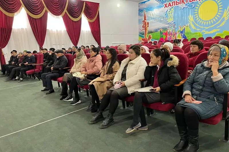 Prezıdenttikke kandıdat Nurlan Áýesbaev Aqtóbe jurtymen kezdesti