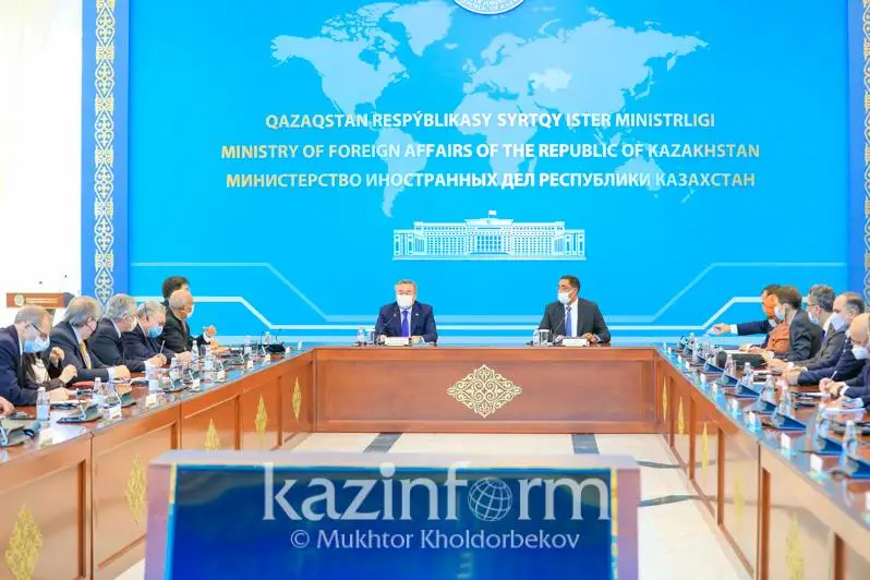 Мухтар Тлеуберди рассказал представителям иностранного дипкорпуса о текущей ситуации в стране