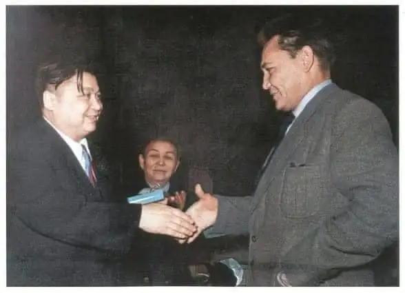 جۇمابەك تاشەنوۆپەن كەزدەسۋىم - باۋىرجان مومىش ۇلىنىڭ جازبالارىنان