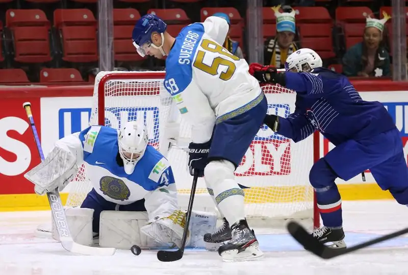 Казахстан подал заявку на проведение чемпионата мира по хоккею