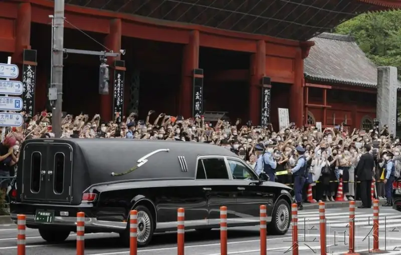 日本前首相安倍晋三葬礼在东京增上寺举行