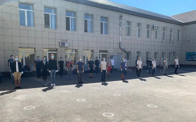 努尔苏丹市正式启动秋季征兵工作