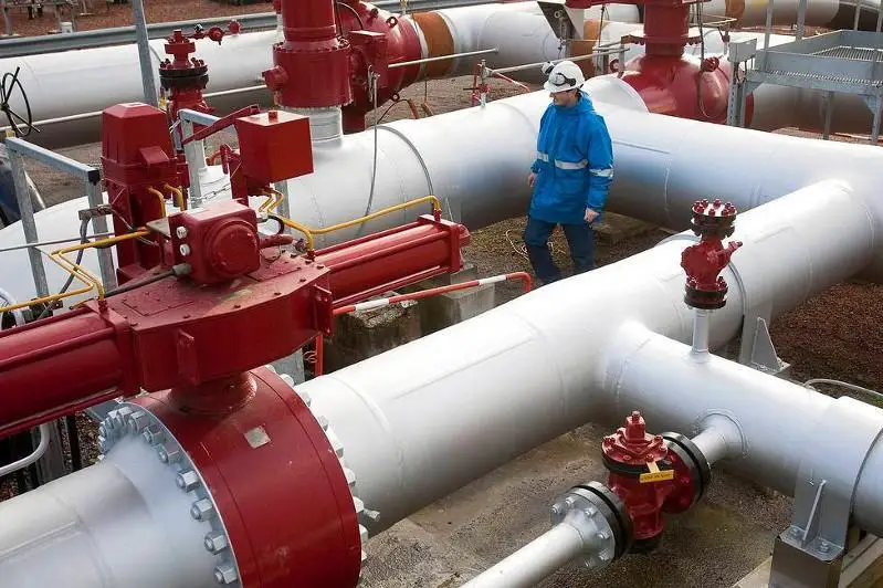 Етти йил ичида биринчи марта газ нархи нефть нархидан ошиб кетди - Argus