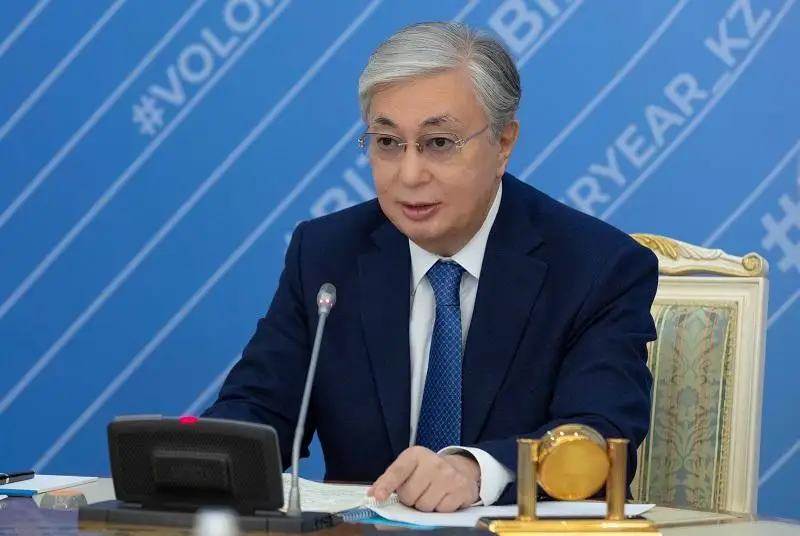 Йил давомида кўнгиллилар сони 100 мингдан ошди - ҚР Президенти