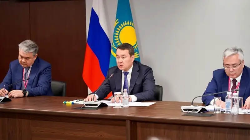 Қозоғистон Россия билан барча йўналишларда стратегик шерикликни ривожлантириш ниятида – Бош вазир