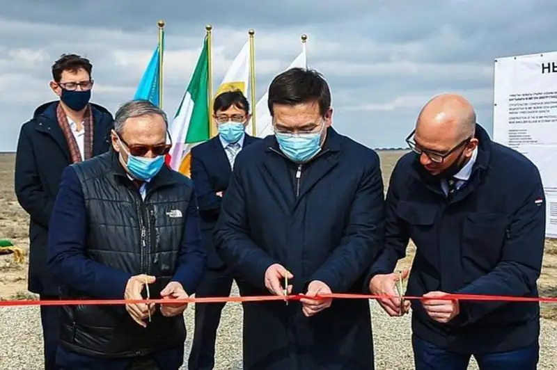 意大利公司投资的太阳能发电厂项目在突厥斯坦州正式启动